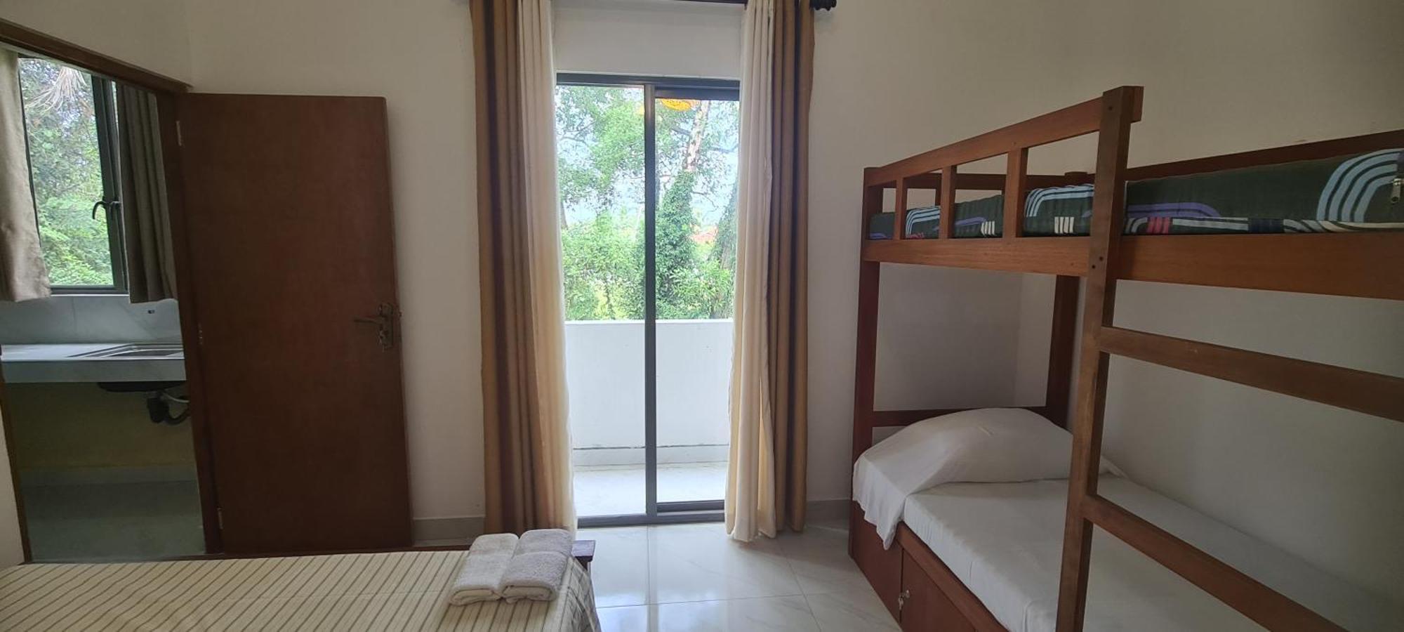 Ceylon Lodge - Airport Transit Hostel 尼甘布 外观 照片