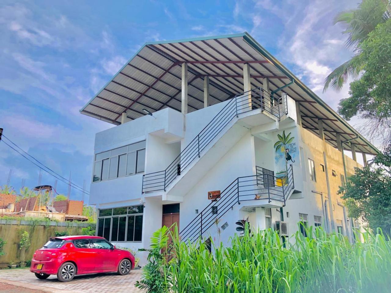 Ceylon Lodge - Airport Transit Hostel 尼甘布 外观 照片